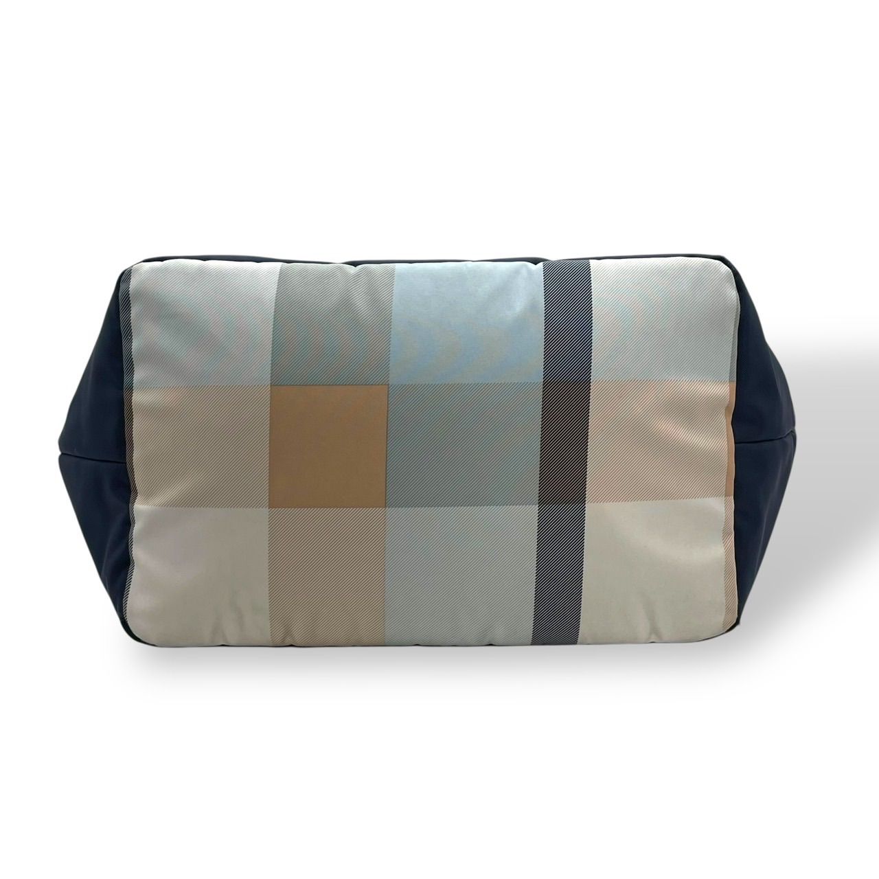 ナイロン ネイビー