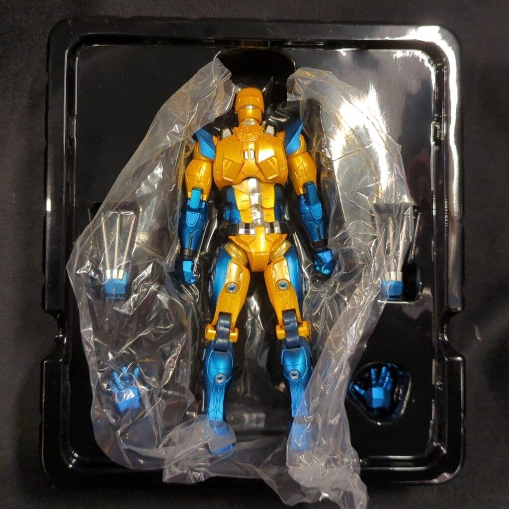 ストア 千値練 FIGHTING ARMOR X-MEN WOLVERINE ファイティング