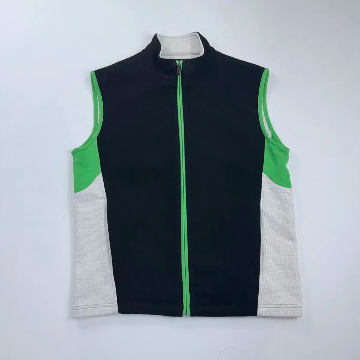 バーバリーゴルフ 防風ジップアップベスト 正規品 防風ベスト