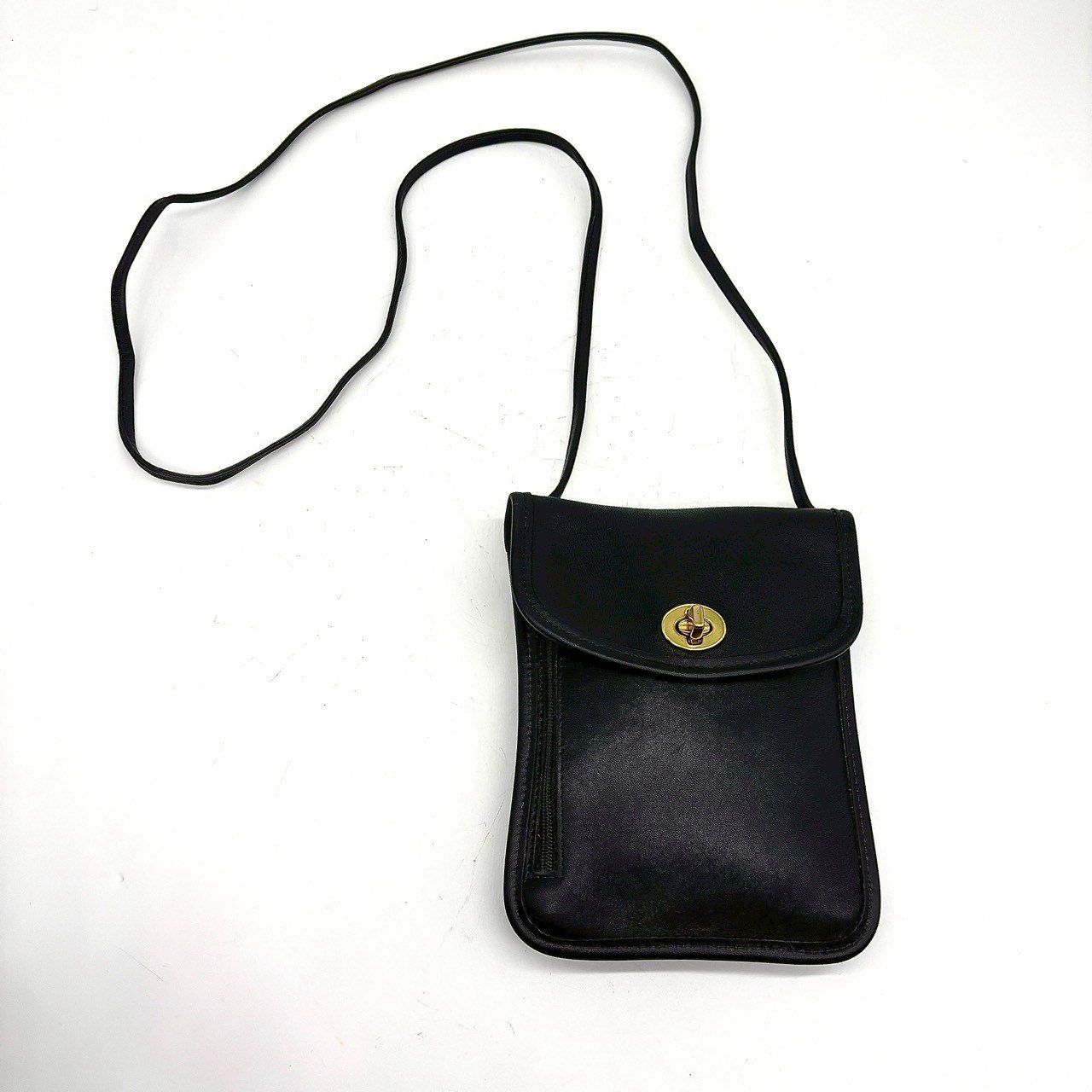 手ぶらで品よく街歩き COACH オールドコーチ ショルダーバッグ サコッシュ グラブタンレザー ターンロック コンパクト 3838 黒 DECORATOM_COM_BR