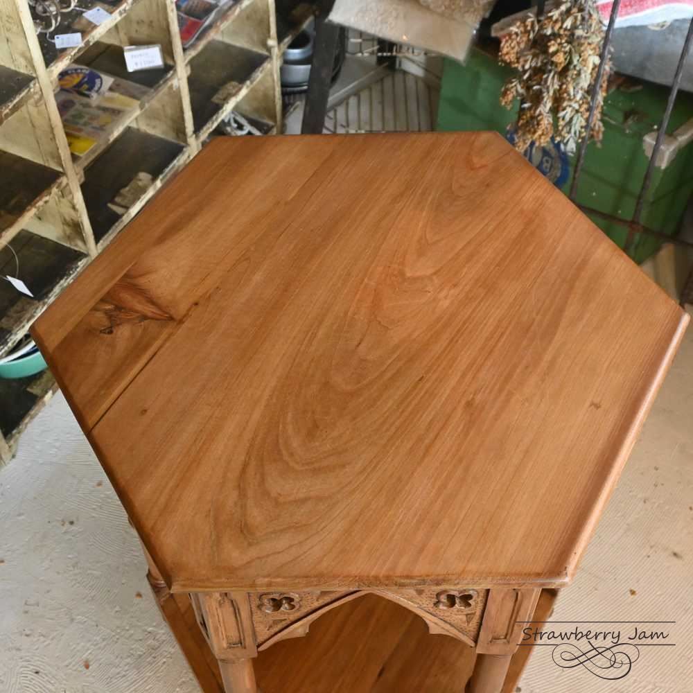 IFU-412 英国アンティーク カフェテーブル コーヒーテーブル スモールテーブル 花台 教会 サイドテーブル イギリス