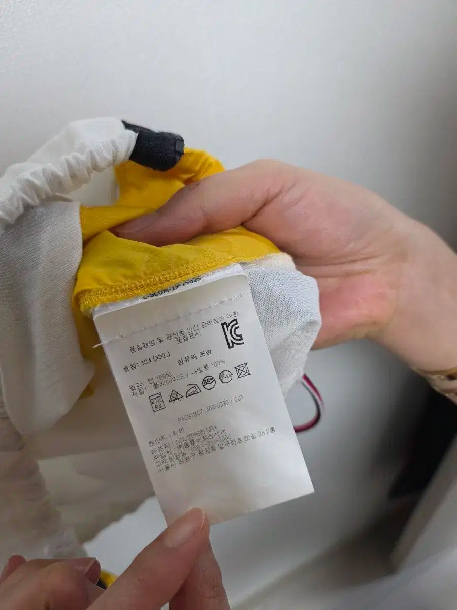  MONCLER モンクレール 白 サイドジッパー 半袖 Tシャツ 半袖(Tシャツ) Tシャツ カットソー