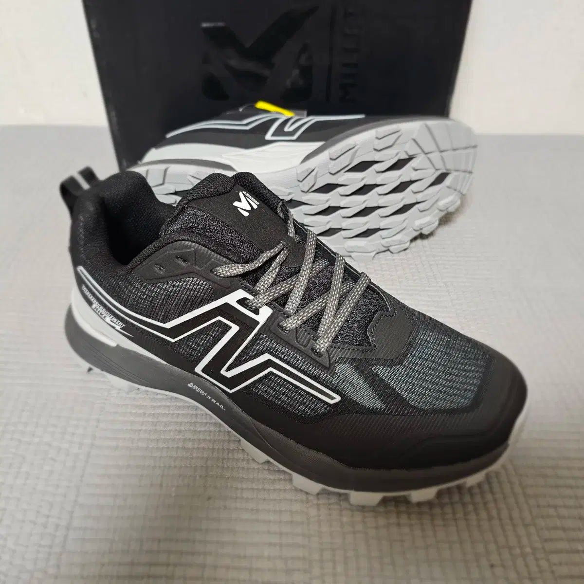 280 MILLET 軽量トレッキングシューズ|スニーカー