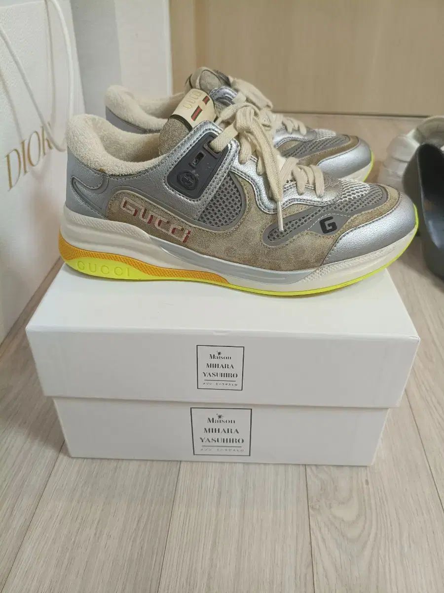 正規品37.5 グッチ ウルトラフェイス レディース スニーカー 235 245