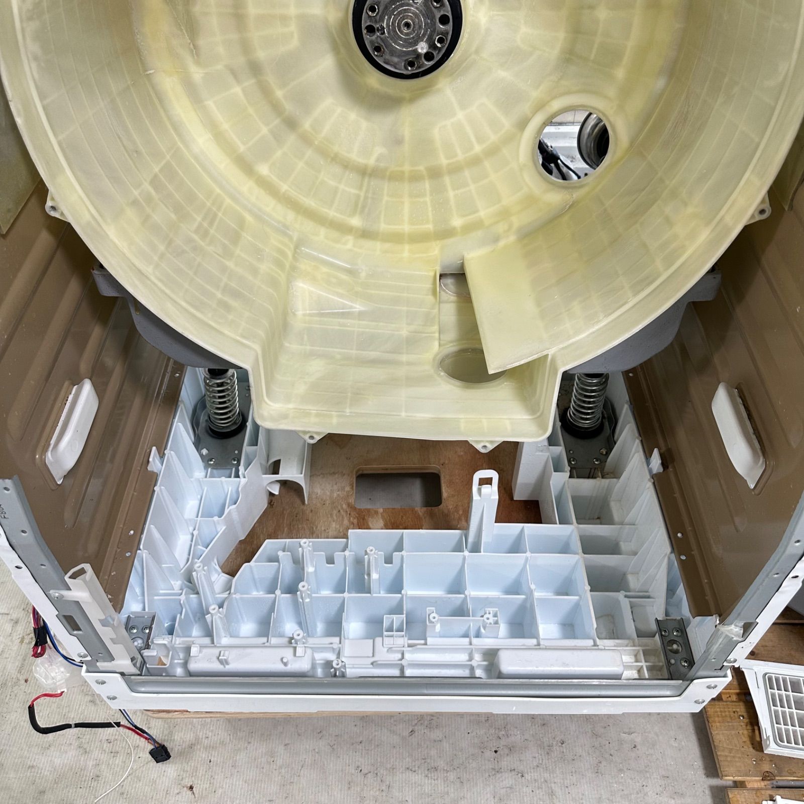 HITACHI BD-SG100FL 2021年式　ドラム式洗濯機　分解洗浄 日立 ドラム式洗濯機 分解方法 BD-SG100CL(W) ※ネジが多いので注意