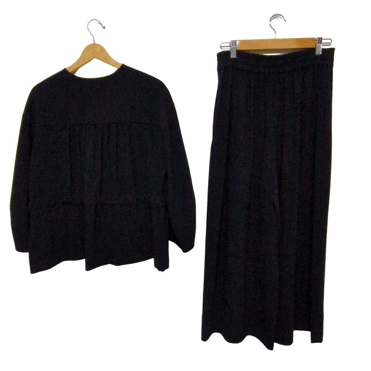 ebure エブール レディースパンツスーツ レディース - 黒 ジョーゼット|ノーカラー|ウエストゴム|ワイド