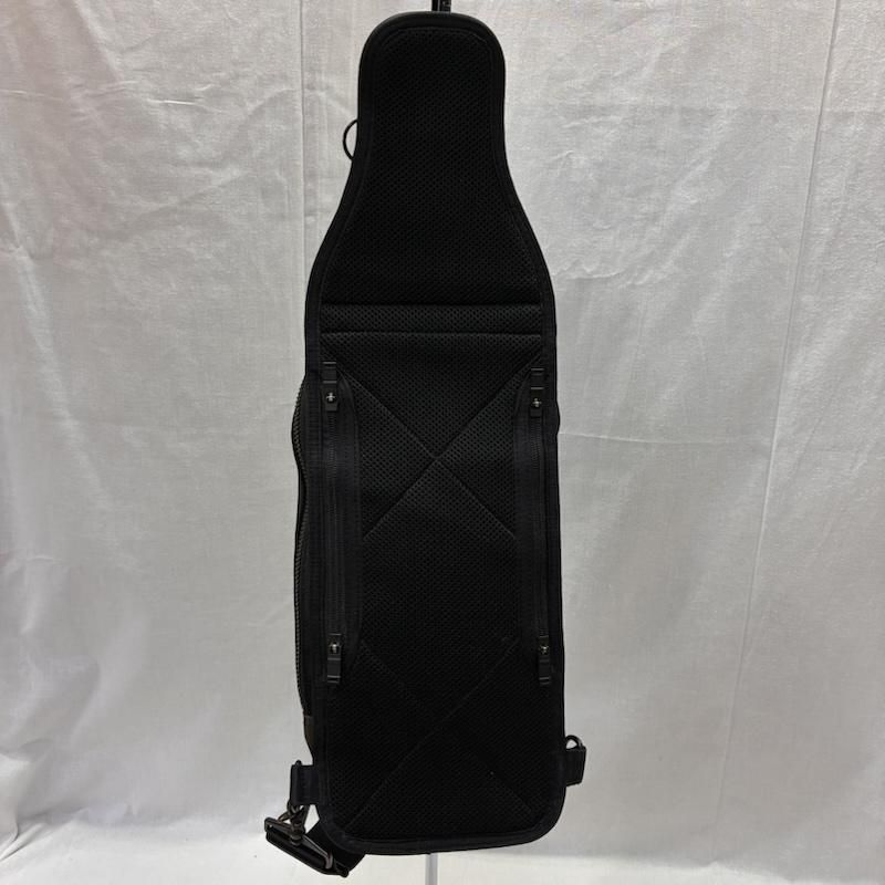 ポーター 吉田カバン PORTER HEAT SLING SHOULDER BAG black 耐久性 耐水性 メンズ 表記無し ISItems 古着 50146262