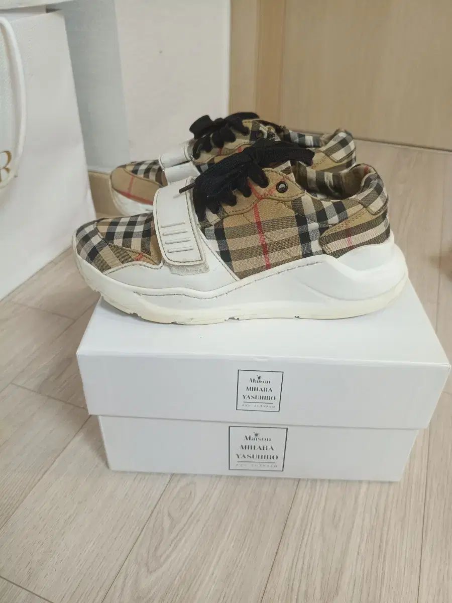 正規品35 バーバリー ヴィンテージ チェック コットン スニーカー 225 235