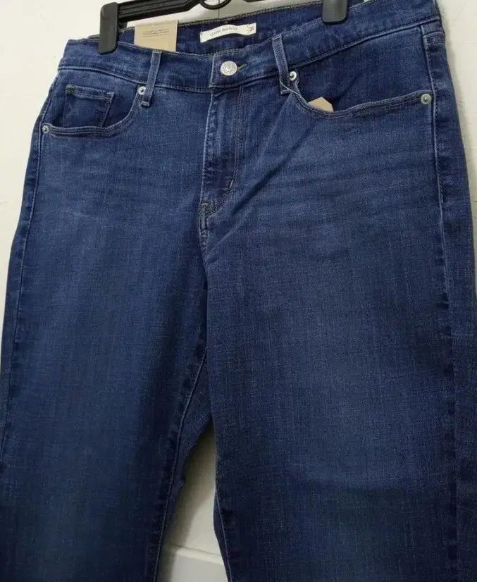 ブーツカット パンツ