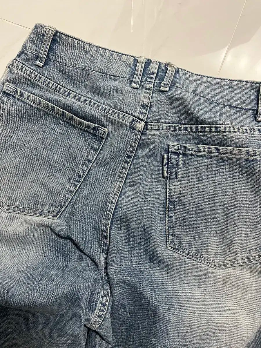 ワンウォッシュド ライトブルー