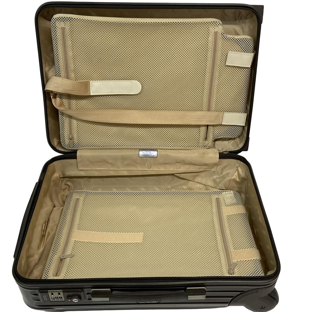 ダークブラウン