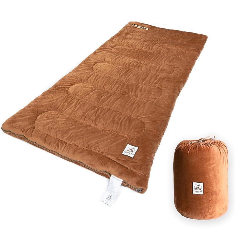 YOGOTO 冬用シュラフ サンゴフリース寝袋 暖かい 柔らかい コーラルフリース生地 連結 封筒型 ふかふか 毛布寝袋 良い肌触り キャンプ アウトドア 車中泊り 防災用 地震対策 避難用 丸洗い 収納袋付 栗色
