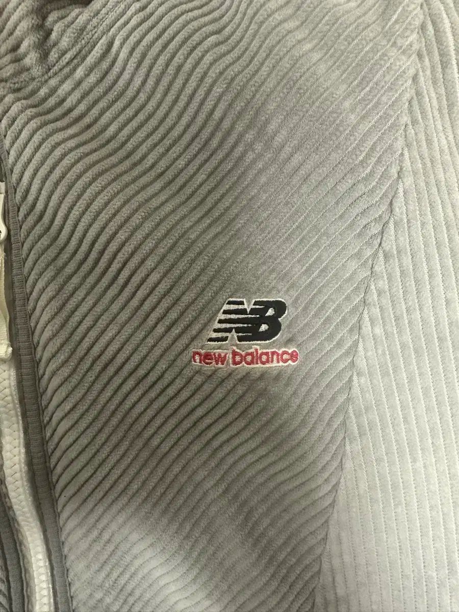 ニューバランス ベルベット ジャージ ユニセックス