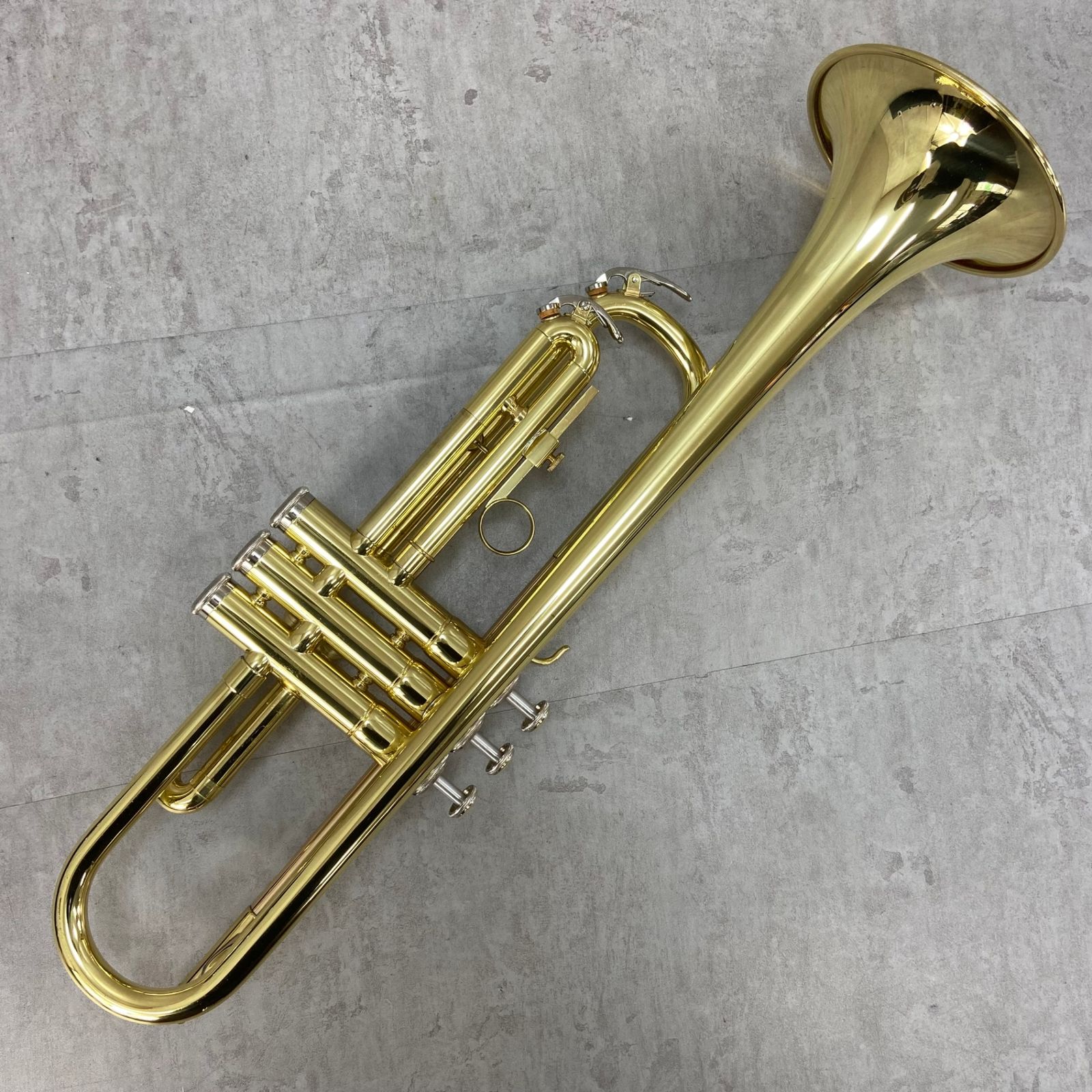 B♭トランペット YTR-2310