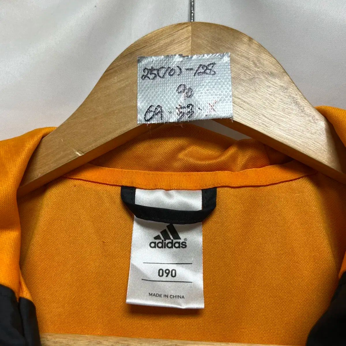 正規品/90 アディダス レアルマドリード トレーナー 1314 ブラック