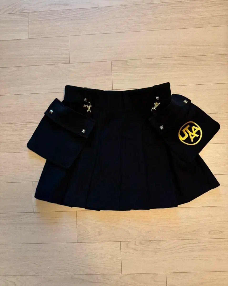 スカート s
