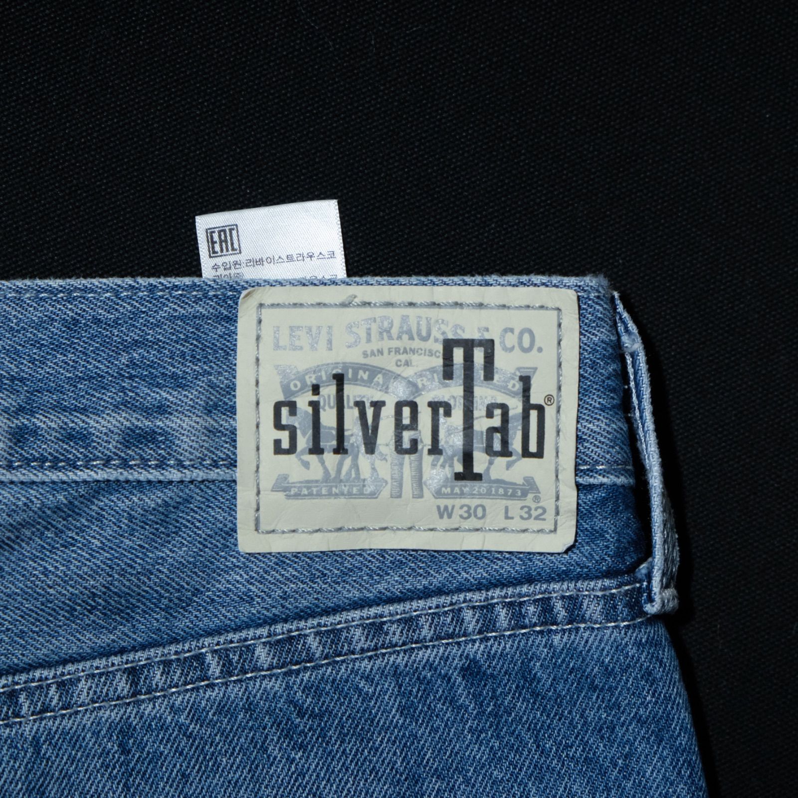 リーバイス シルバータブ ルーズフィットデニム W30 Levi