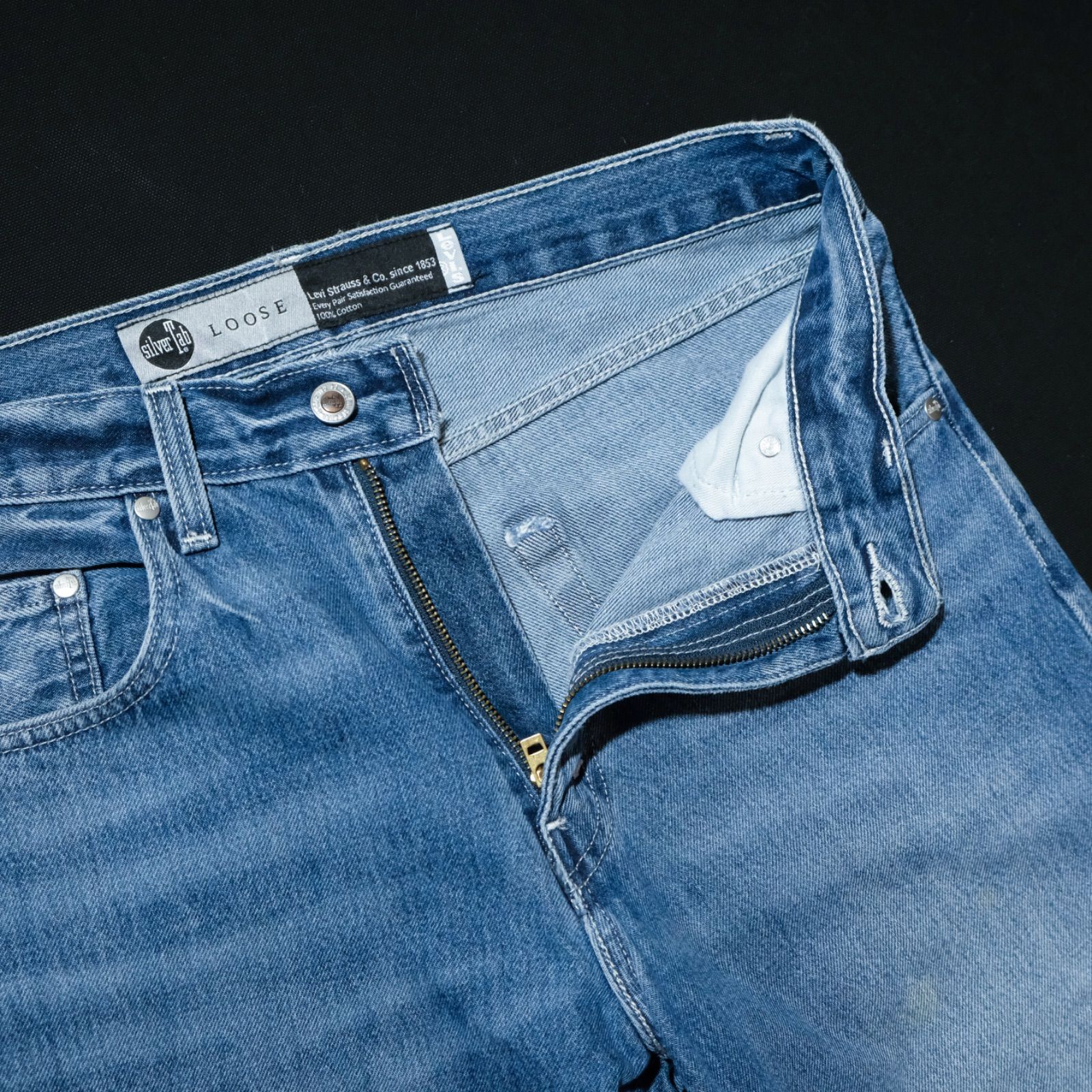 リーバイス シルバータブ ルーズフィットデニム W30 Levi