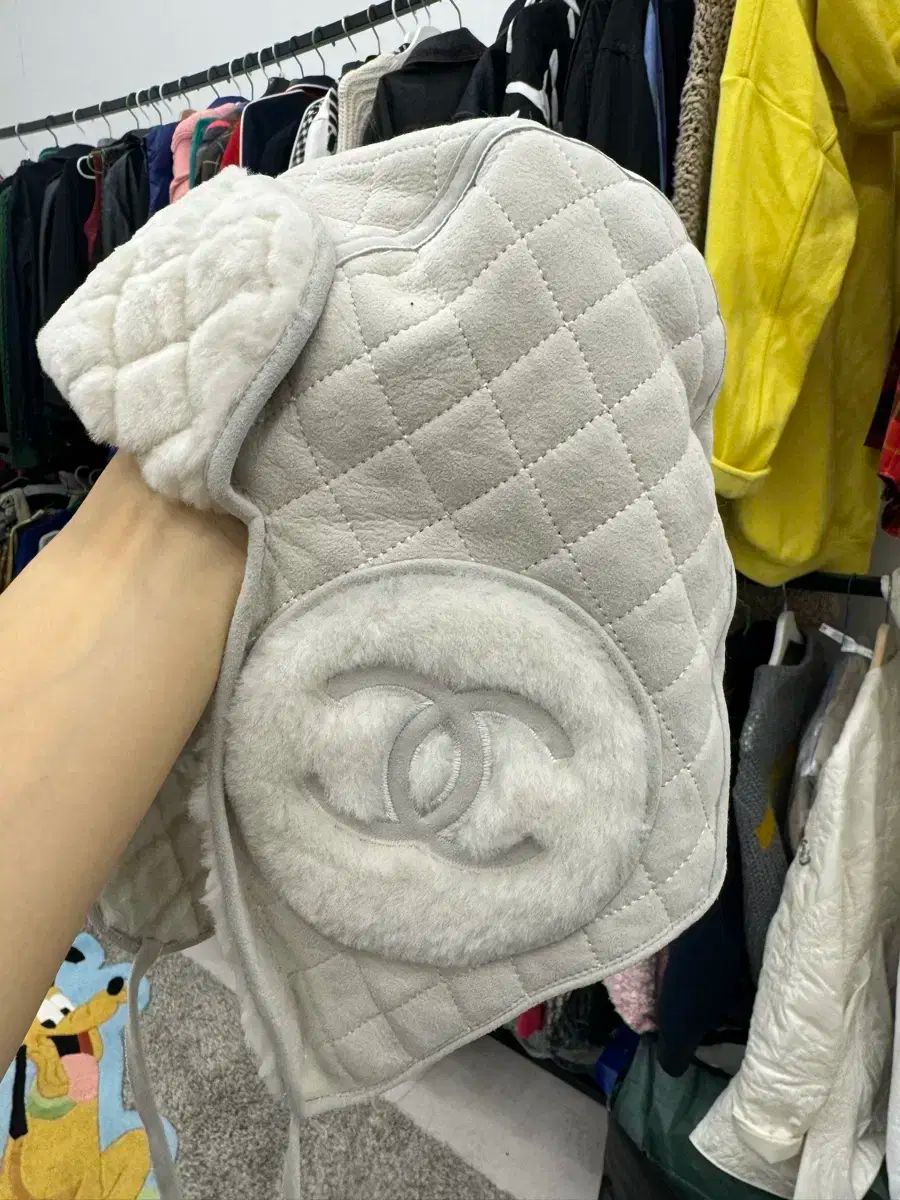 シャネル シアリング トラッパーハット