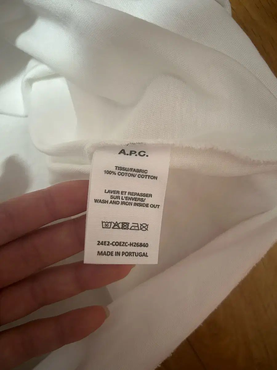  A.P.C. アーペーセー 半袖Tシャツ M 半袖(Tシャツ) Tシャツ カットソー