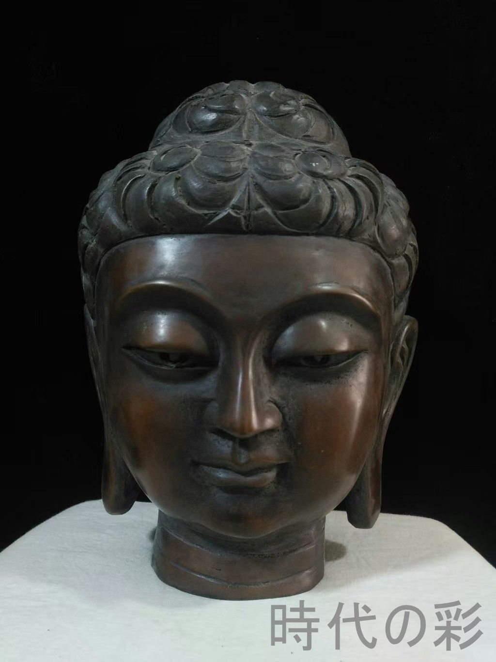 中国古美術 釈迦摩尼佛頭 乾隆年制款 老銅胎 仏像 精巧造形 古美術 骨董 アンティーク 純銅製 高浮彫 手彫り 古美味 時代物 置物 R07110316