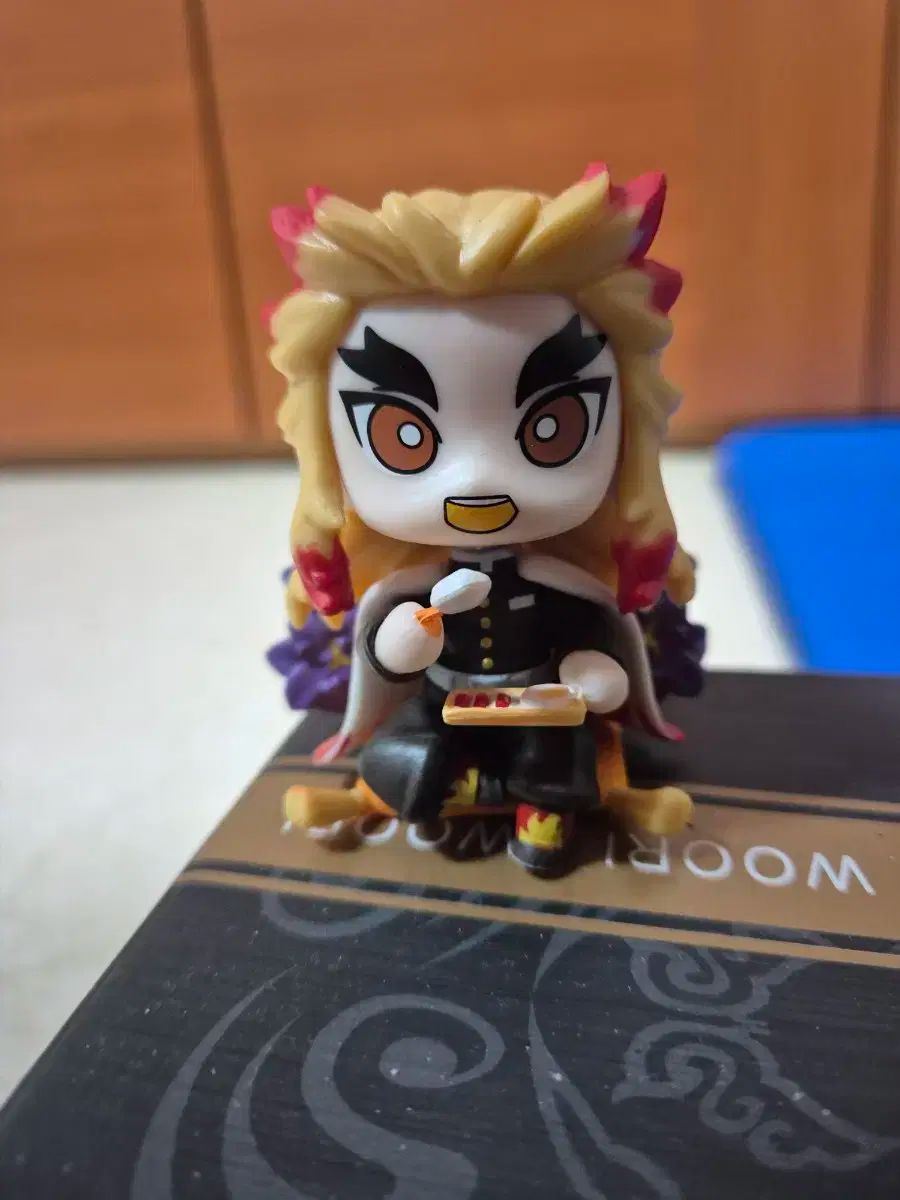 鬼滅の刃 煉獄 タン birth flower フィギュア