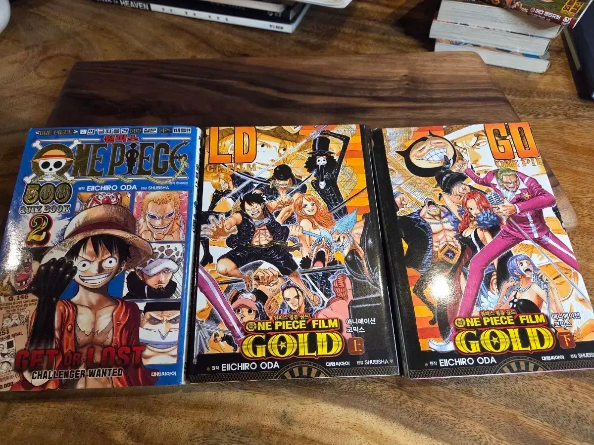 ONE PIECE クイズBOOK フィルムコールド レッド 黄色 ブルー ノベル エース サンジの海賊レシピ MAGAZINE