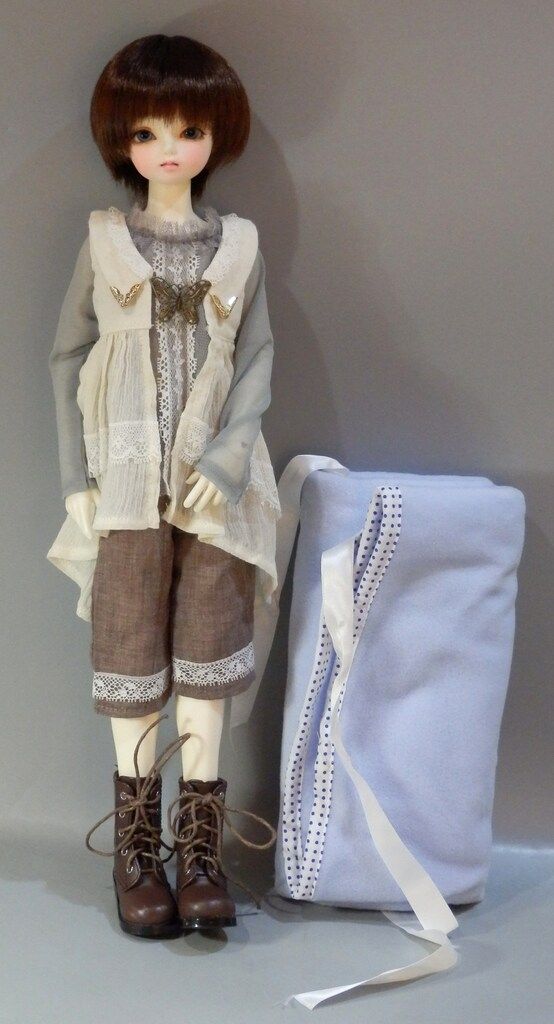 Rosen Lied Wednesday s Child Basic Boy