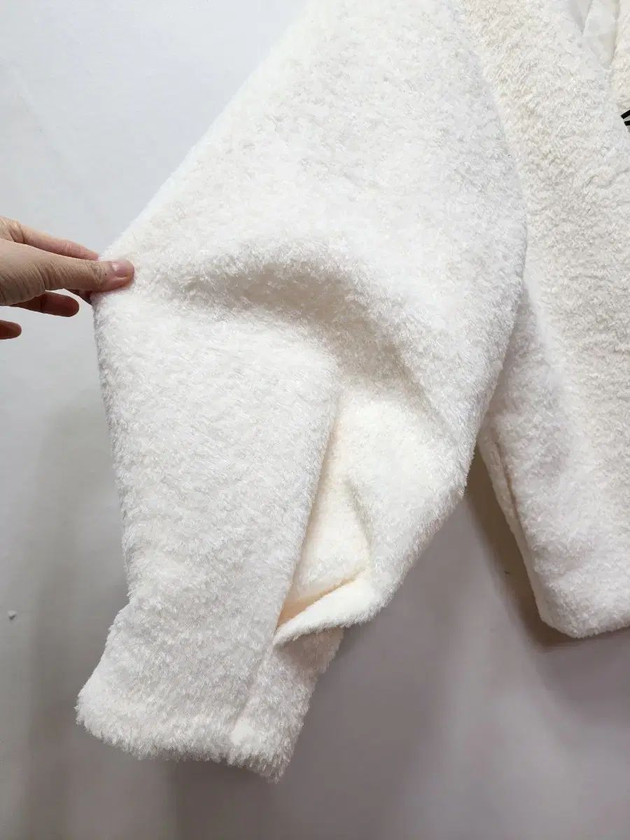 アイボリー ブークレファー