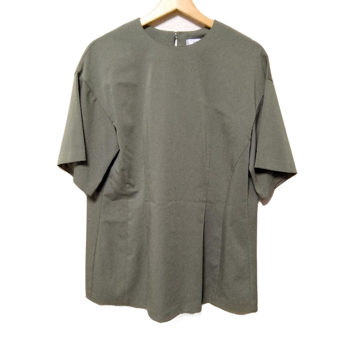 ADORE アドーア チュニック サイズ38 M レディース - カーキ クルーネック|半袖