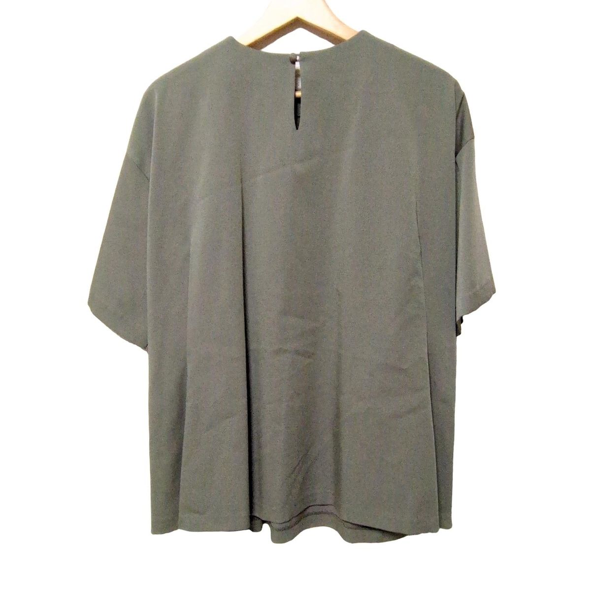 ADORE アドーア チュニック サイズ38 M レディース - カーキ クルーネック 半袖