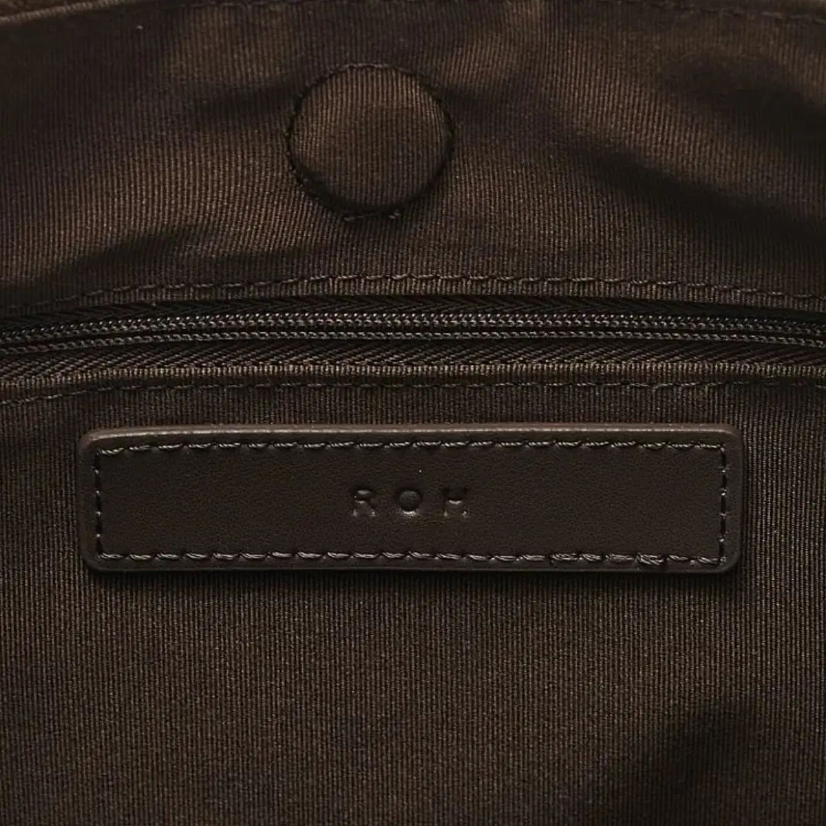 ローソウル クロスボディーバッグ