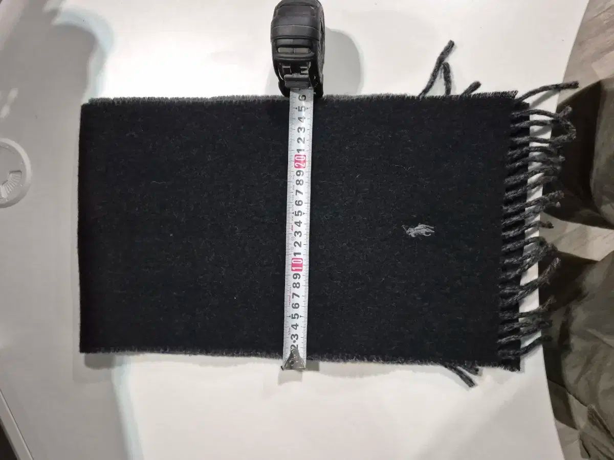 グレー ブラック