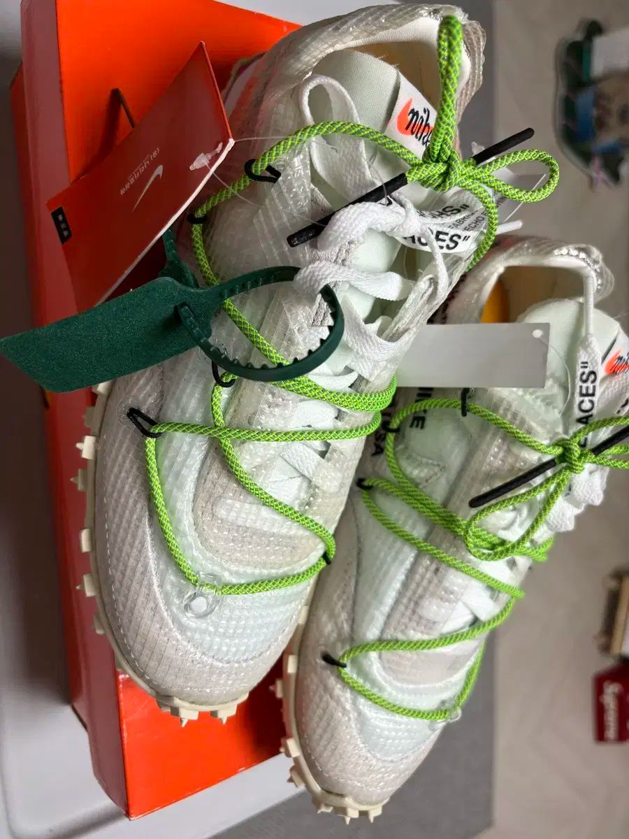 ナイキ NIKE Off-White オフホワイト ワッフルレーサー ナイキ×オフ