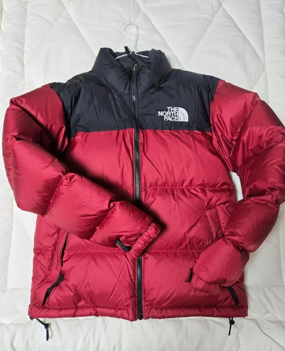 THE NORTH FACE 1996 レトロ ヌプシ 95 DARK RED