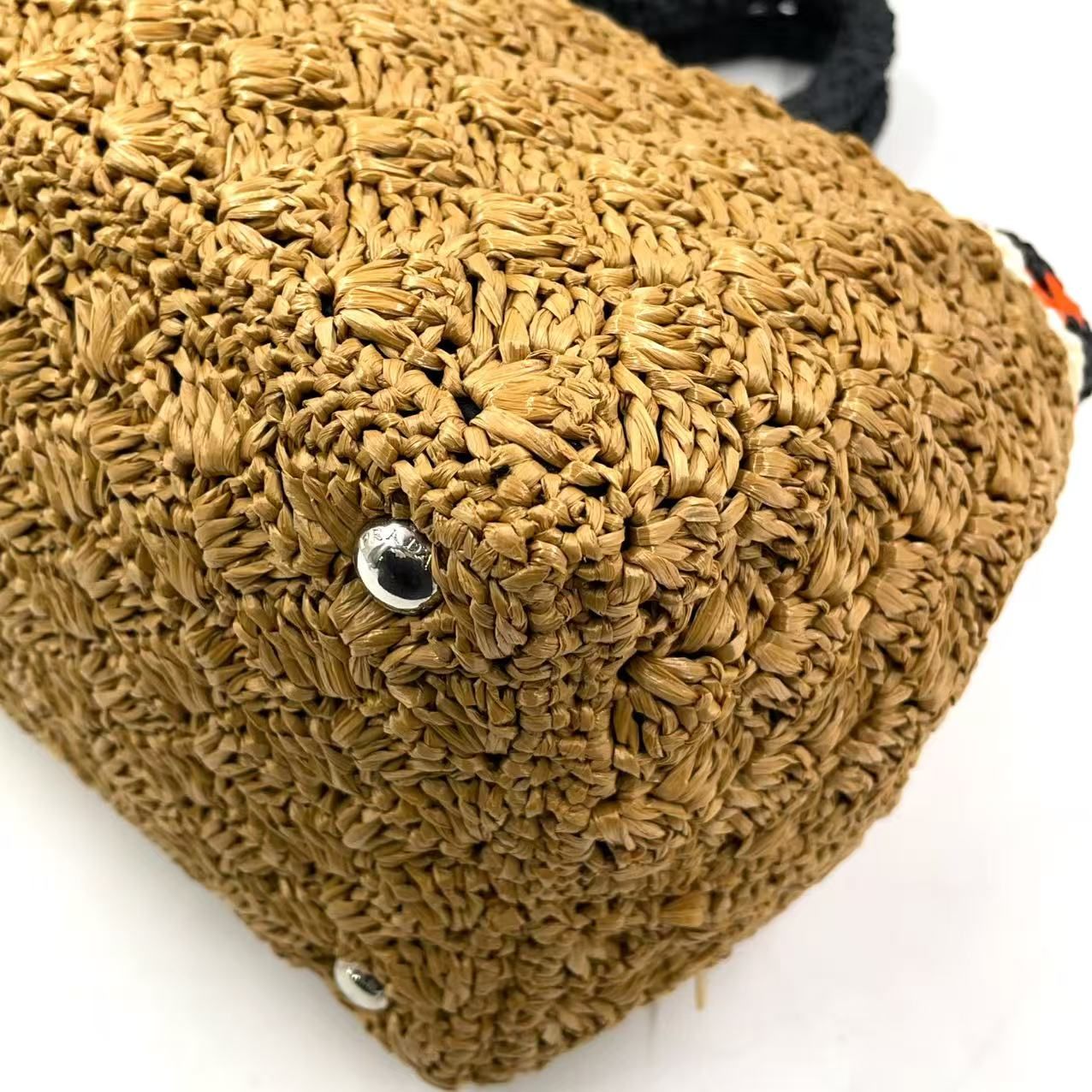 PRADA ロゴモチーフ カナパ ショルダーストラップ付属なし ストロー ブラウン ハンドバッグ シルバー DECORATOM_COM_BR