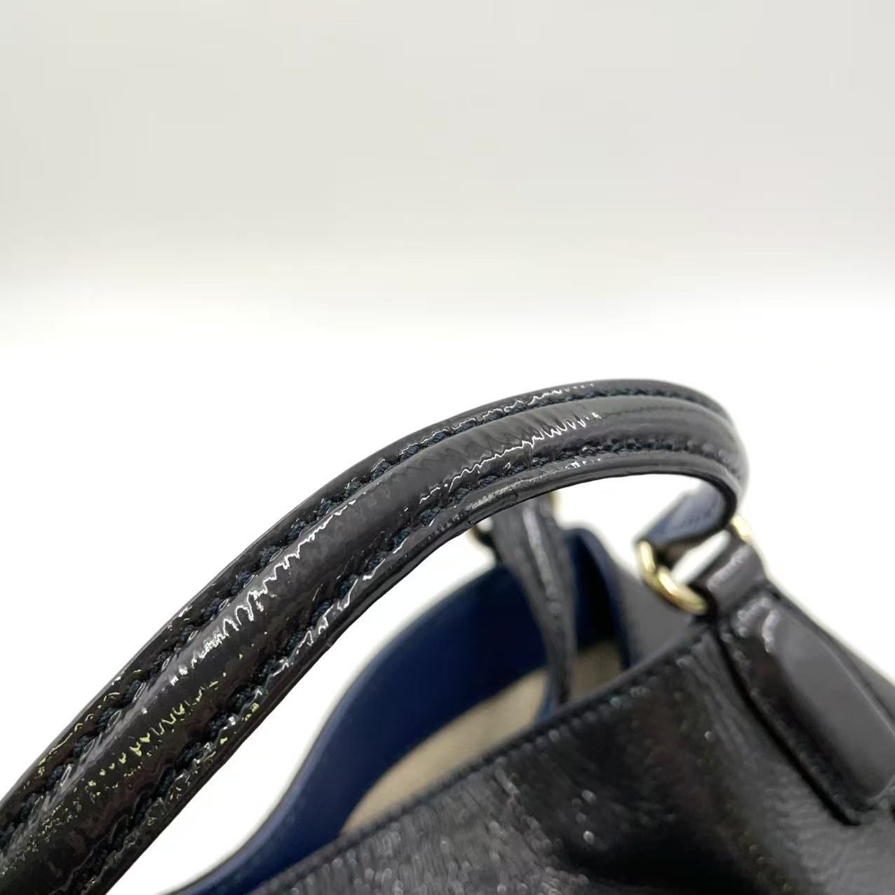 GUCCI ソーホー インターロッキングG ショルダーストラップ付属なし エナメルレザー パープル ハンドバッグ ゴールド 336751 DECORATOM_COM_BR