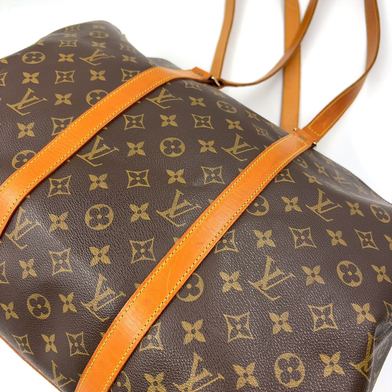 VUITTON