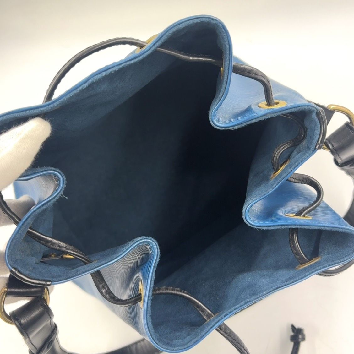 トレドブルー ノワール