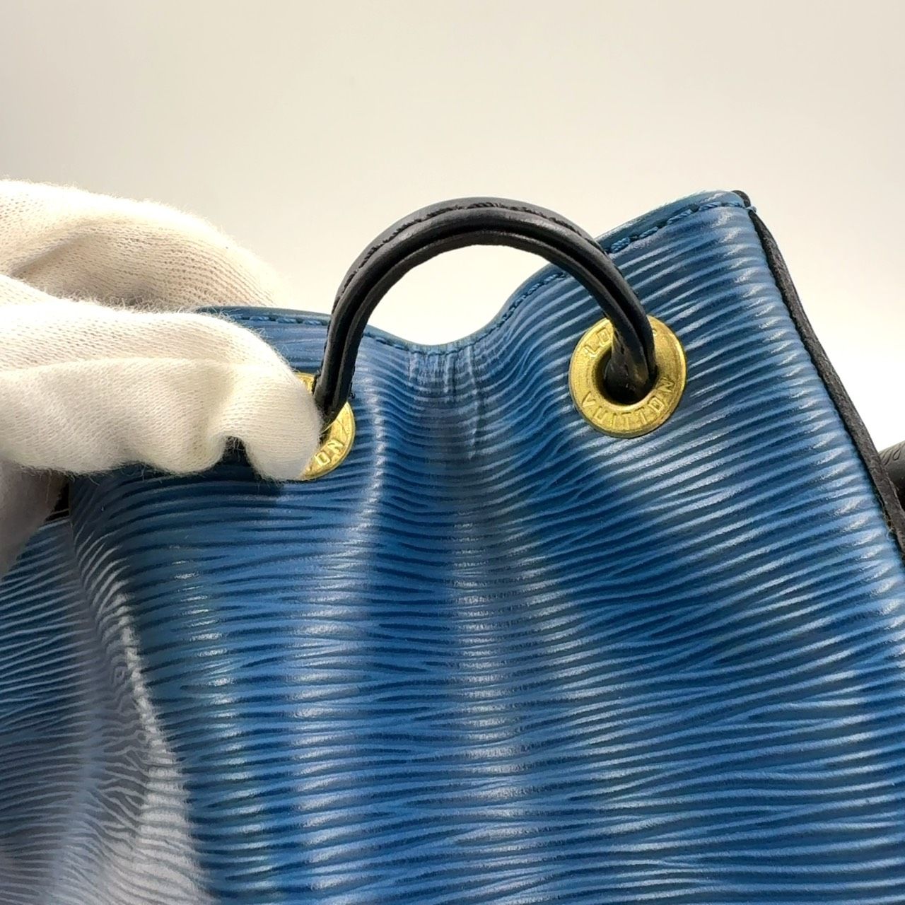 ショルダーバッグ