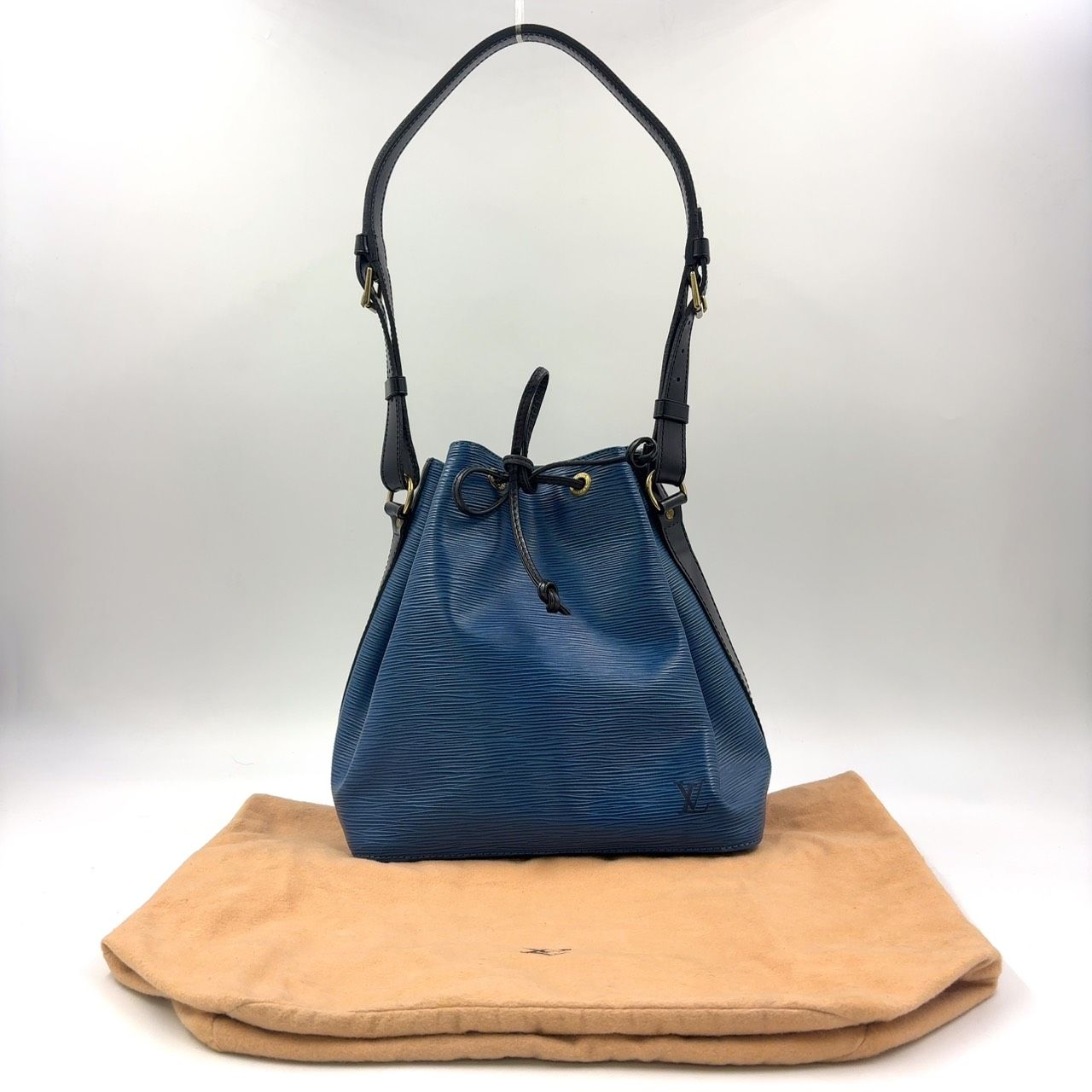 LOUIS VUITTON プチノエ エピ エピ トレドブルー ノワール レザー ブラック×ブルー ショルダーバッグ ゴールド M44152 DECORATOM_COM_BR