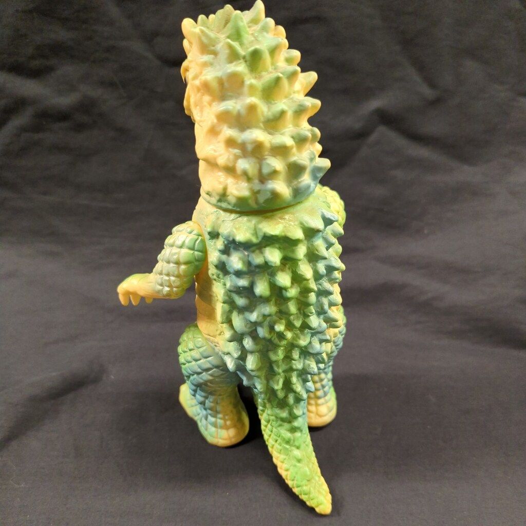 B CLUB 1991年ブルマァク復刻 ウルトラマン ベムラー クリーム 黄緑