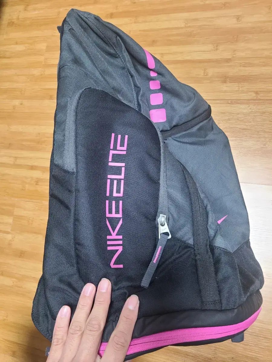 ナイキ フープス