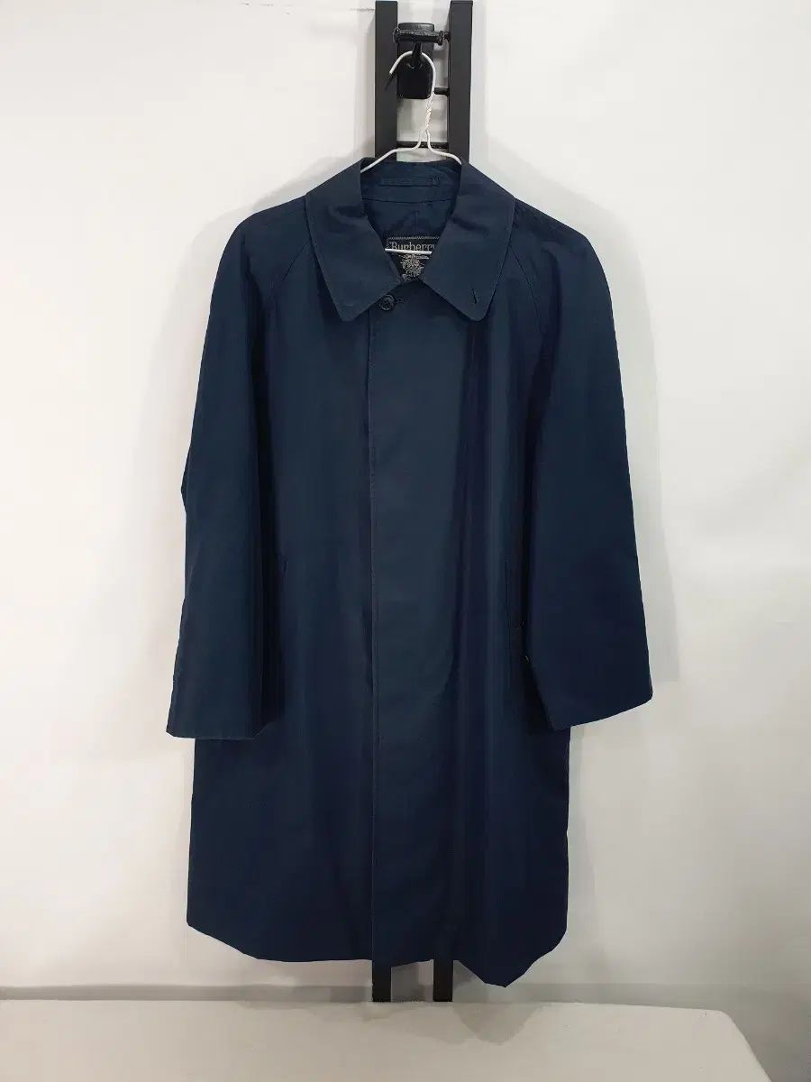 BURBERRY トレンチコート ネイビー バーバリー トレンチ コート Single ポリエステルブレンド 最新
