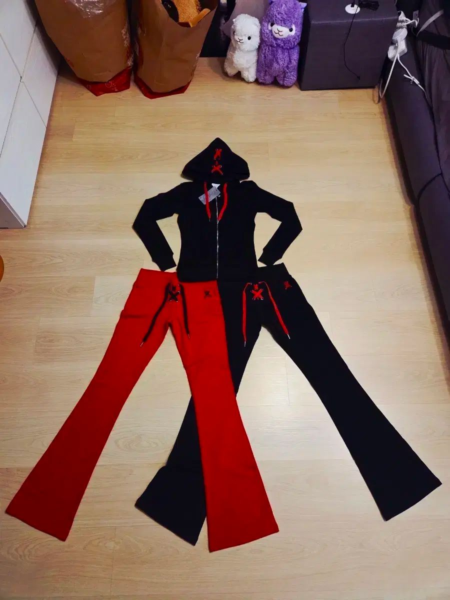 定価20万円台 タグデザインはがし EVEN DOZ セクシートレーナー SET 3枚 スリムフィット フード 1