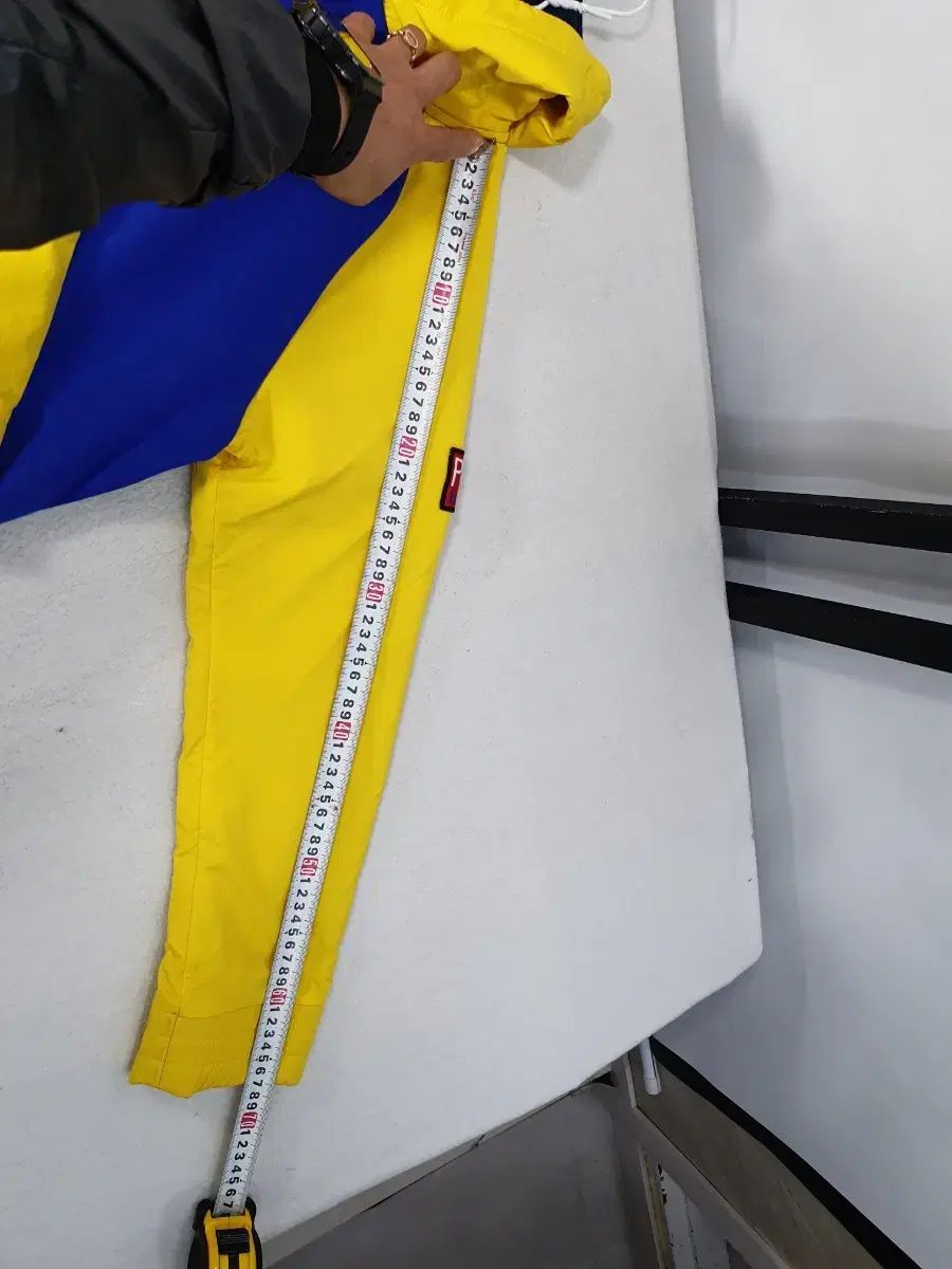 ポロハイテックフードTシャツ