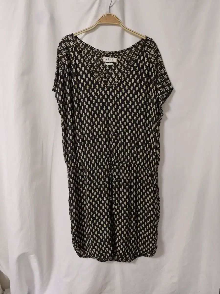 ツアーベルベット バイ グレーアム アンド スペンサー ブラック パータン ONE PIECE