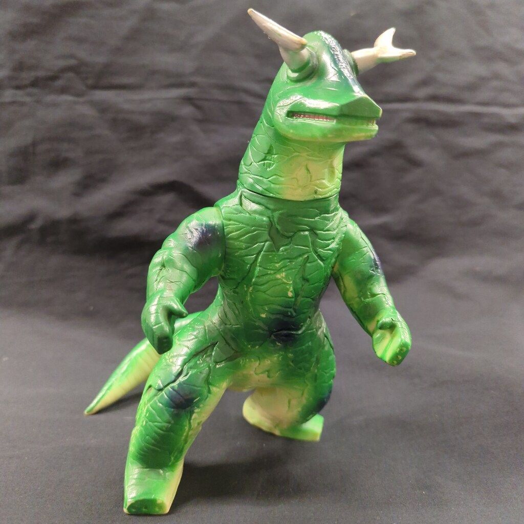 B-CLUB 1991年ブルマァク復刻 ウルトラセブン エレキング|クリーム成型-緑-青-銀-赤