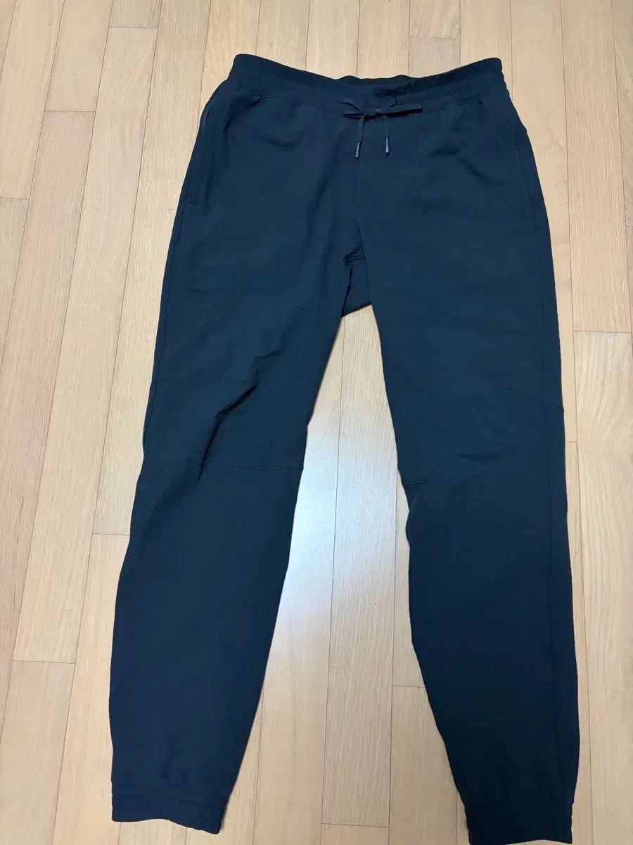 ルルレモン スポーツズボン 1回着用 M