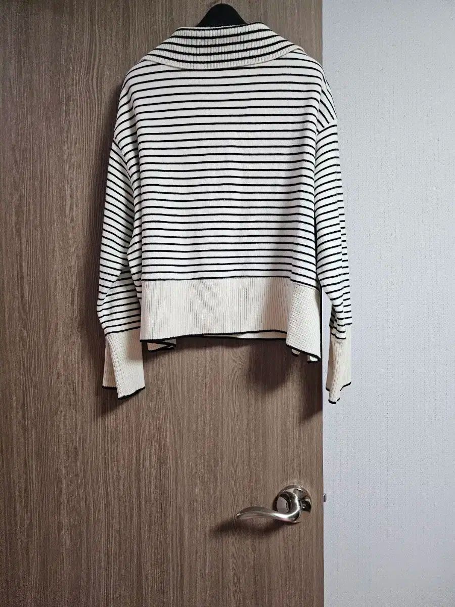  The HANDSOME SJSJ ストライプニット 長袖 ニット セーター
